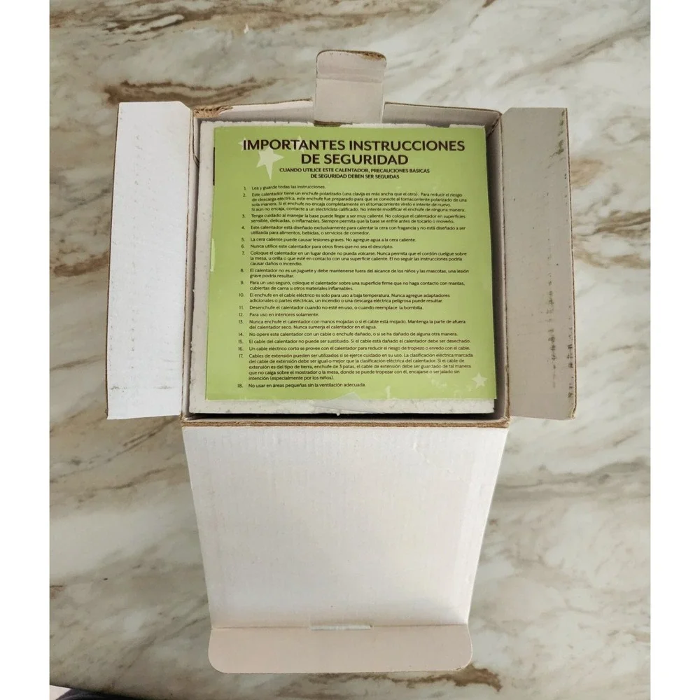 Scentsy Over The Moon Baby Nursery Rhyme Wax Warmer Aromatherapy Open Box w/Bulb